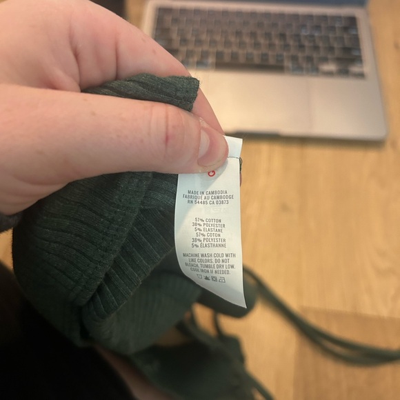 Green Ribbed One-Shoulder Top - Picture 4 of 4